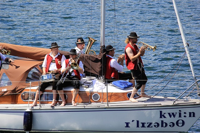 既展现了球 既展现了球